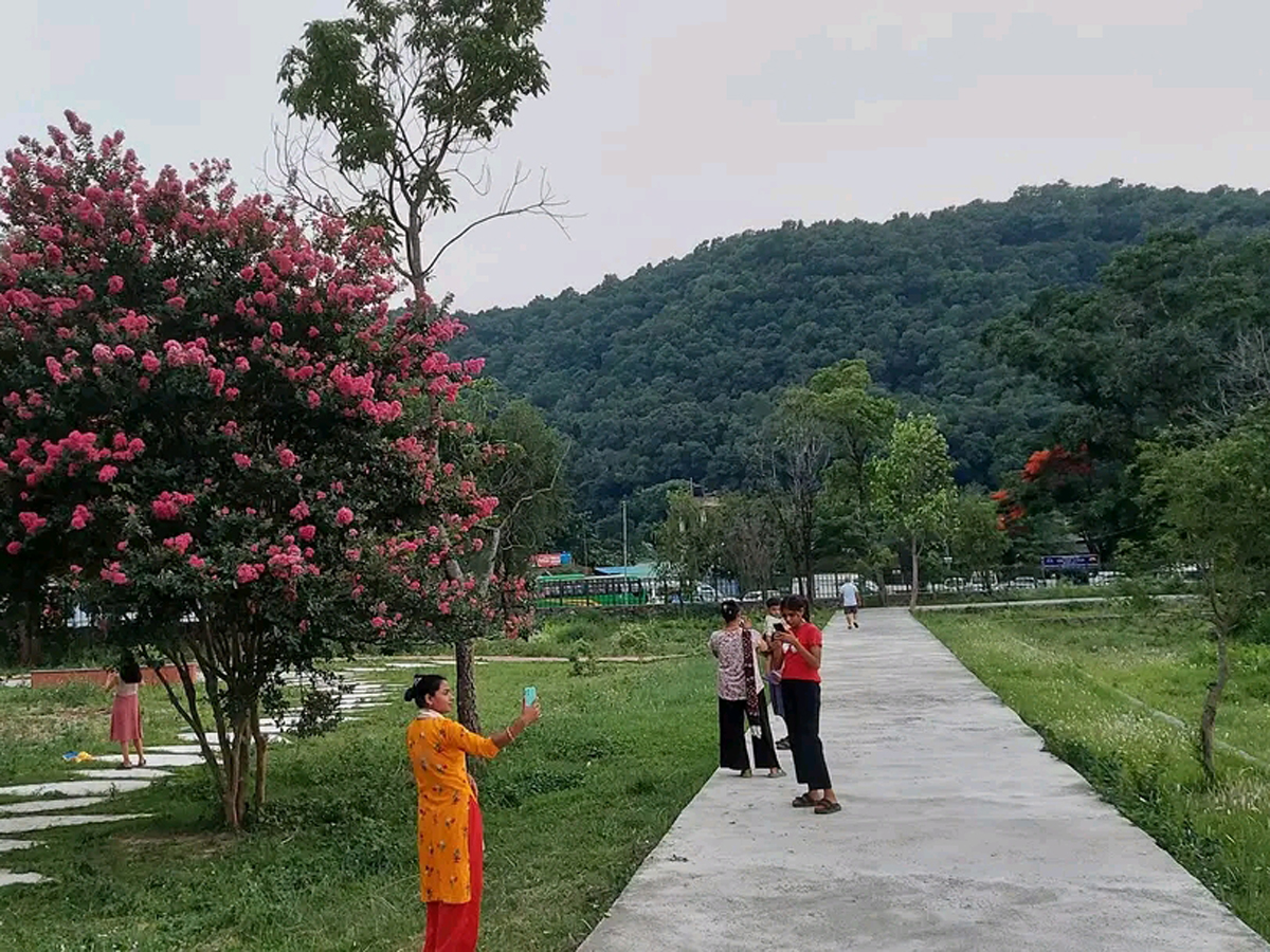 Basundhara Park